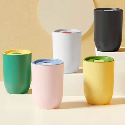 장착된 항성화 코팅 350ml 커스텀 로고 야외 스포츠용 플라스틱 빨대 물병
