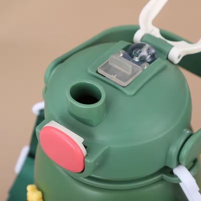 방열 스테인레스 스틸 물병 800ml 용량 플립 톱 뚜?? BPA 없는 짚과 함께