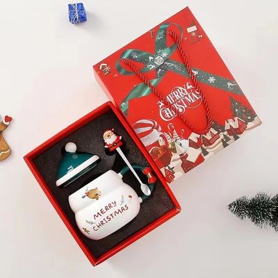 MUGS 크리에이티브 만화 크리스마스 트리 머그 뚜?? 이 있는 세라믹 물컵