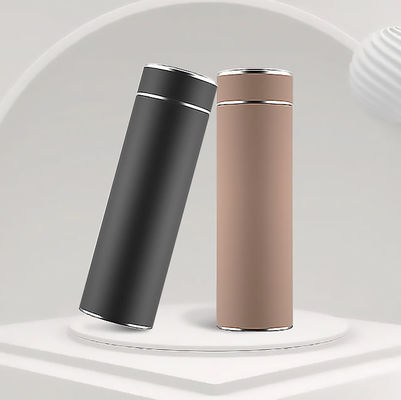 편리한 검은색 스마트 LED 물병 진공 단열 컵