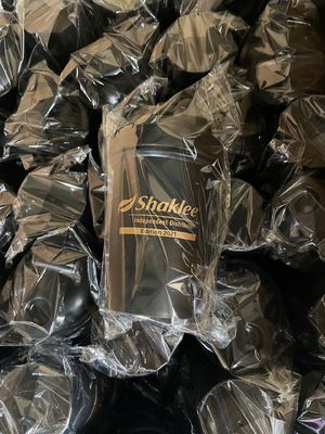 700ml 쉐이커 단백질 피트니스 체육관 물병 스테인리스 공과 함께 플라스틱 쉐이커 컵