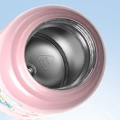 맞춤형 보관 핫 및 콜드 스포츠 어린이 물병 빨대 손잡이 뚜?? 550ml 용량