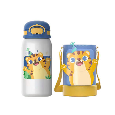 이 550ml 용량의 이중 벽 물병으로 언제 어디서나 수분을 유지하세요