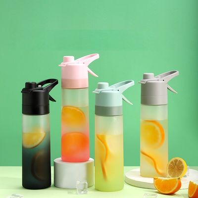 디자인 사용자 지정 로고 650ml 스포츠 야외 창조적인 병을위한 플라스틱 스프레이 병