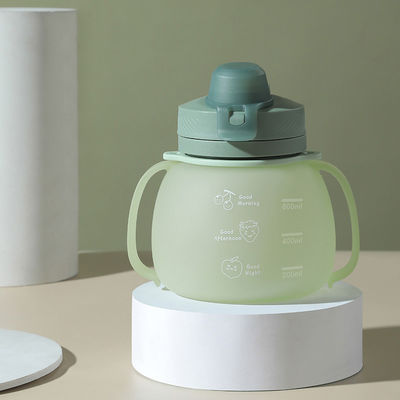 스포츠 및 여행용 BPA 없는 접이성 접이성 실리콘 음료수 병