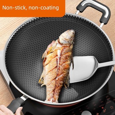 다양한 모델 맞춤형 반착성 내부 코팅 WOKS 빠른 난방 요리 용품