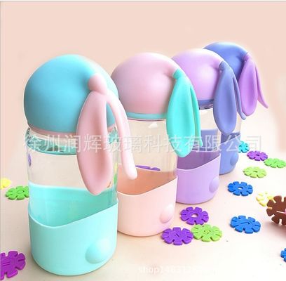 창의적인 만화 토끼 디자인과 휴대용 누출 방지 밀폐 디자인과 함께 물 유리 컵