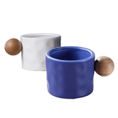 HANDGRIP 액세서리 330 ML 나무 손잡이가 있는 세라믹 커피 머그 크리에이티브 선물 컵