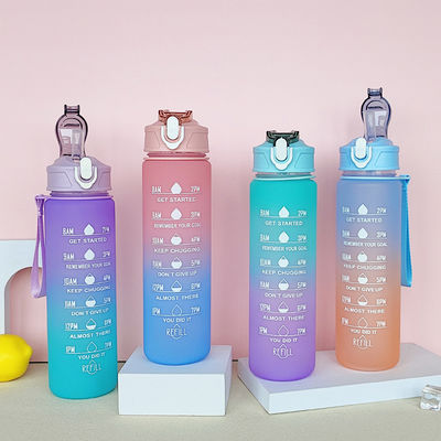 30온스 사용자 지정 로고 PC 플라스틱 물컵 BPA 없는 스포츠 빨대 쉐이커 병