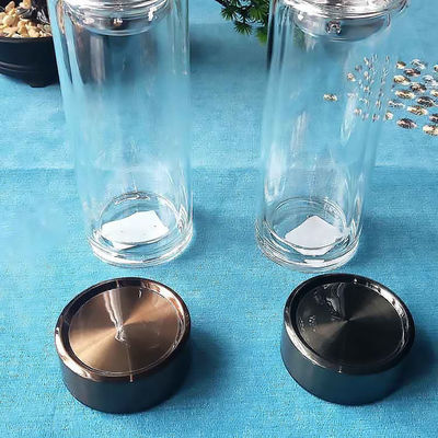 300ml 용량 유리 물병 최신 사용자 정의 진공 단열 보로실리케이트 도착