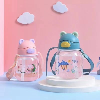450ml PC 플라스틱 귀여운 곰 모양의 물컵 짚과 로프 뚫을 수 없는 물병