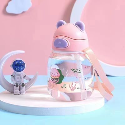 450ml PC 플라스틱 귀여운 곰 모양의 물컵 짚과 로프 뚫을 수 없는 물병