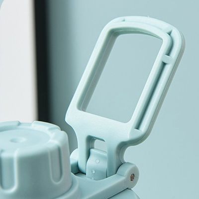 발열 단열 성능 여행 및 체력을위한 700 ml 평방 물병