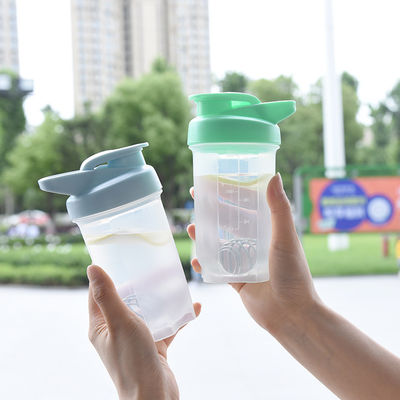 사용자 정의 가능한 300ML 플라스틱 쉐이크 컵 휴대용 어린이 물컵 녹색 스포츠 병