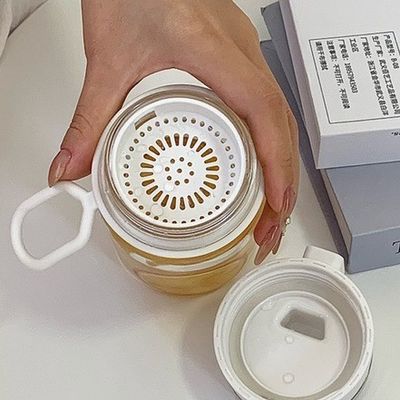 하이킹 및 야외 활동용으로 장착할 수 있는 대용량 휴지 세척기 물병