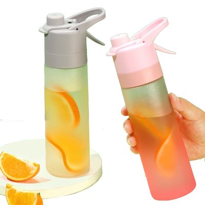 사용자 지정 로고 야외 자전거 자전거 650ML 용량 및 스프레이 기능의 물병