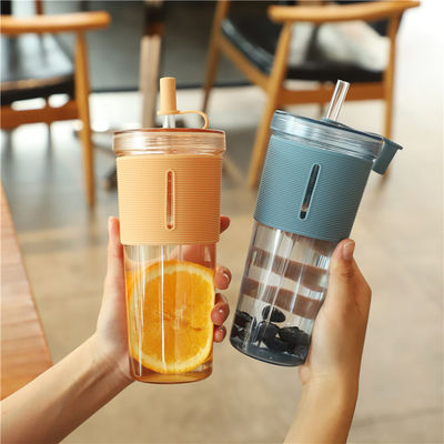BPA 무료 재사용 사무실 컵 700ml 플라스틱 텀블러 뚜?? 과 빨대 사용자 지정 로고