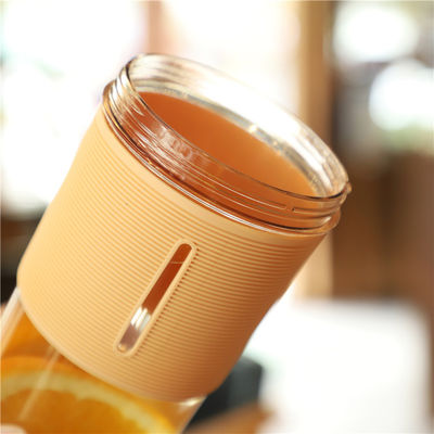 BPA 무료 재사용 사무실 컵 700ml 플라스틱 텀블러 뚜?? 과 빨대 사용자 지정 로고