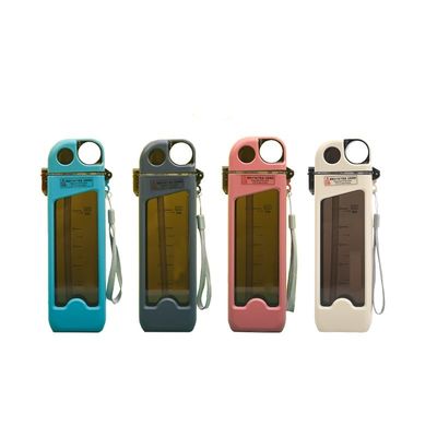 표본을 제공 하 여 350ml 휴대용 플라스틱 식수 병과 비늘과 빨대