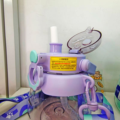 950ml 용량 지속가능한 어린이용 큰 배 맑은 트라이란 물병