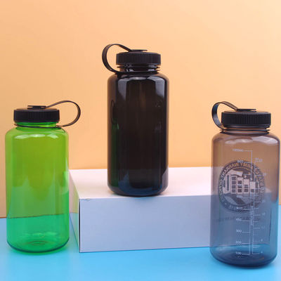 1000ml Bpa 무료 플라스틱 투명한 액체 물병 야외 스포츠용 스케일