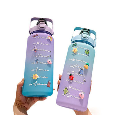 2000ML 트리탄 음료병 뚜?? 가 있는 재사용 피트니스 물병 사용자 지정 로고