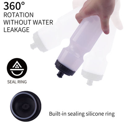 장착 된 PE 플라스틱 700ml 플라스틱 스포츠 물병 자전거를위한 먼지 덮개