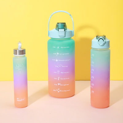 체육관 및 스포츠용 시간 표시기와 함께 2000ml 900ml 300ml 3 in 1 사용자 지정 플라스틱 빨대 병