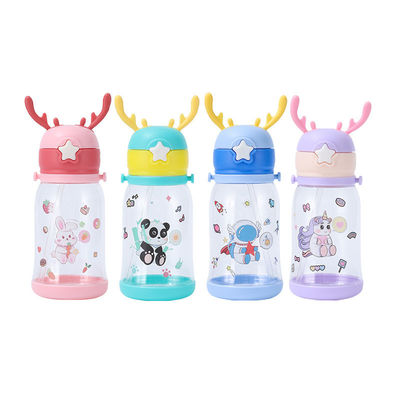 귀여운 디자인 600ML 만화 어린이 컵 빨래가 있는 플라스틱 식수병