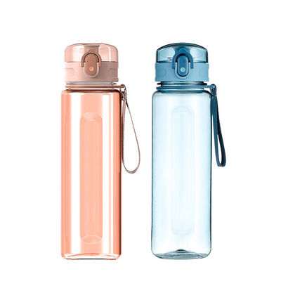 650ml 휴대용 스포츠 플라스틱 음료수 병 콕 2023 디자인 제품