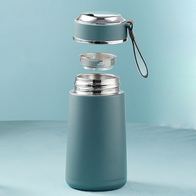 학교로 돌아가자 가용 로프가 있는 스테인리스 스틸 진공컵 350ml