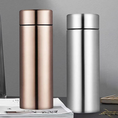 특유의 2023 트렌드를 위한 맞춤식 수비형 직접 음용 진공 단열 물병