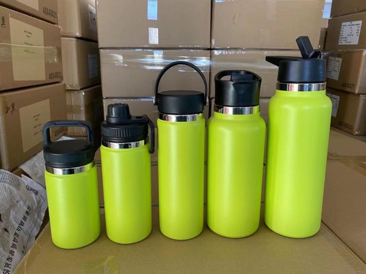 격리 된 병 뚜?? 18/8 스테인레스 스틸 스포츠 직선 검은 음료 병 550ml